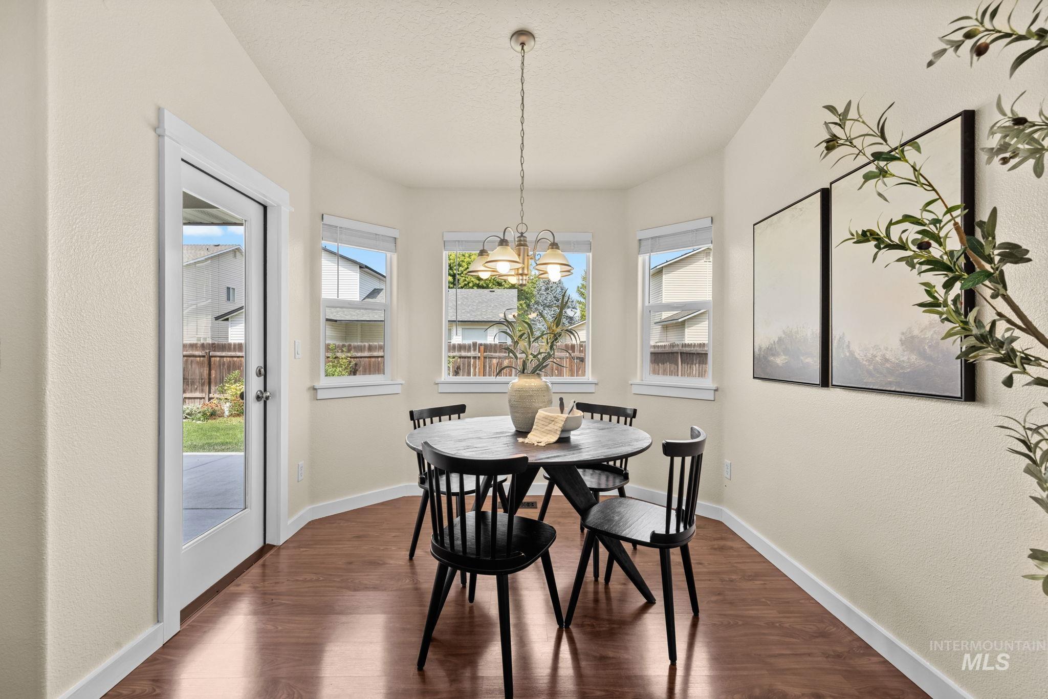 10570 Gossamer Ct, Nampa, Idaho 83687, 3 Bedrooms, 2 Bathrooms, Residential For Sale, Price $375,000, 98998747