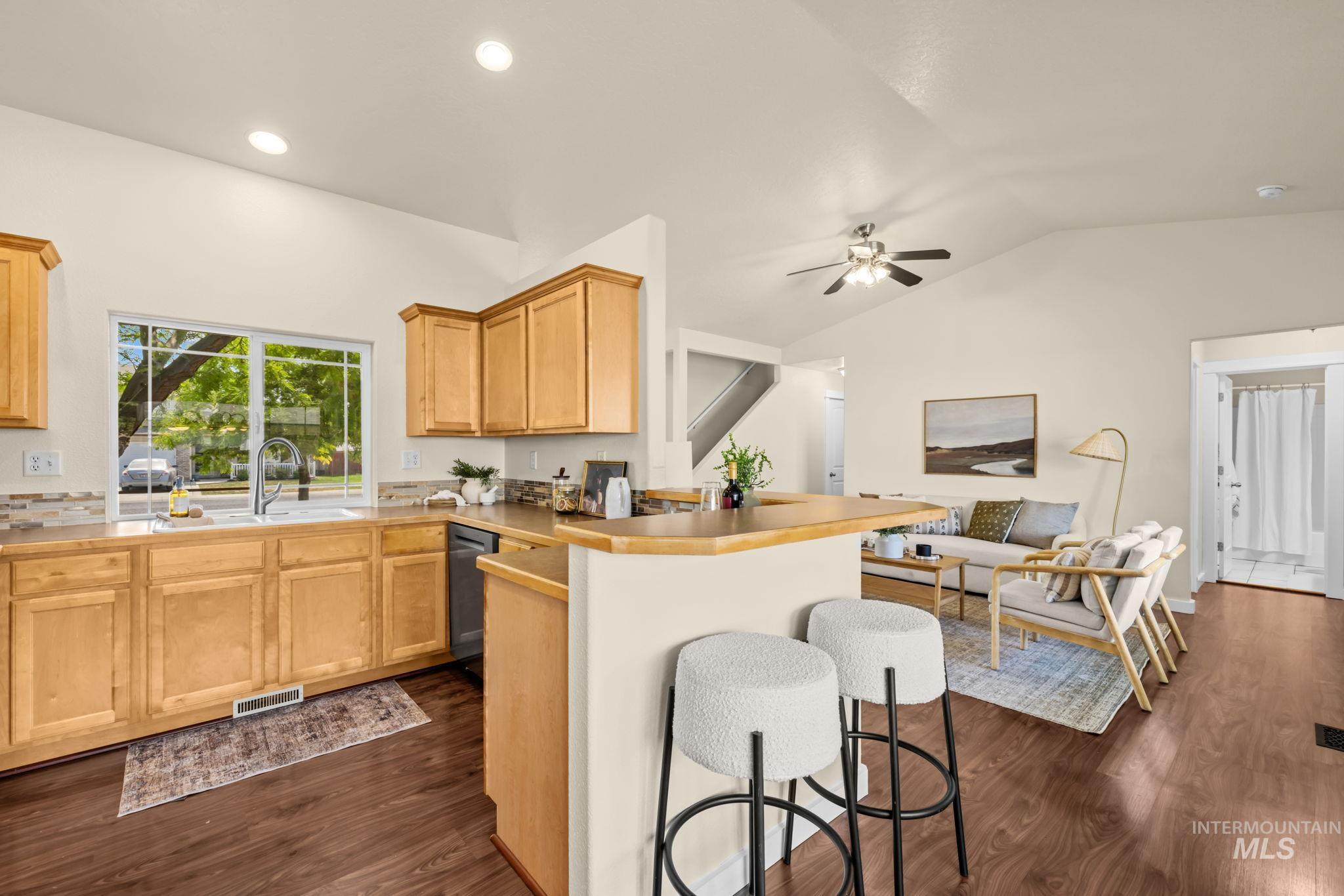 10570 Gossamer Ct, Nampa, Idaho 83687, 3 Bedrooms, 2 Bathrooms, Residential For Sale, Price $375,000, 98998747