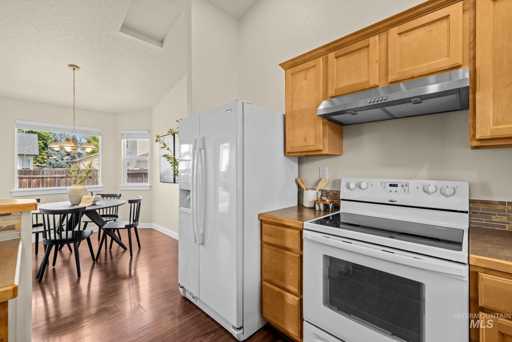 10570 Gossamer Ct, Nampa, Idaho 83687, 3 Bedrooms, 2 Bathrooms, Residential For Sale, Price $375,000, 98998747
