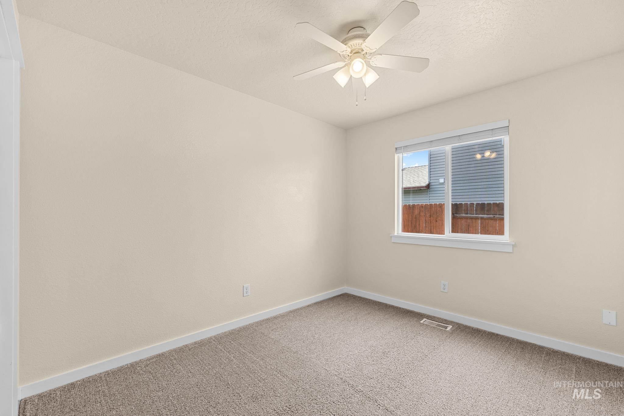 10570 Gossamer Ct, Nampa, Idaho 83687, 3 Bedrooms, 2 Bathrooms, Residential For Sale, Price $375,000, 98998747