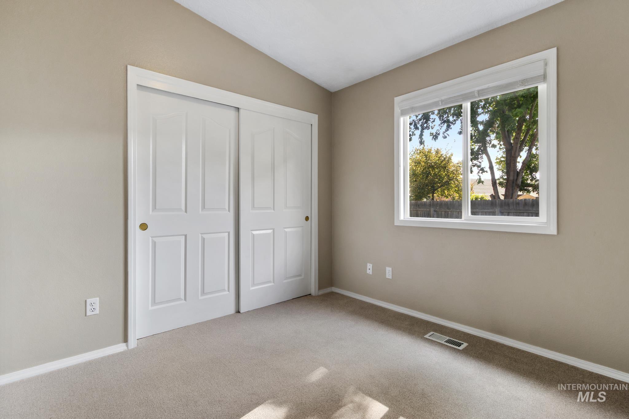 187 W Chrisfield Dr, Meridian, Idaho 83646, 3 Bedrooms, 2 Bathrooms, Residential For Sale, Price $429,900, 98998748