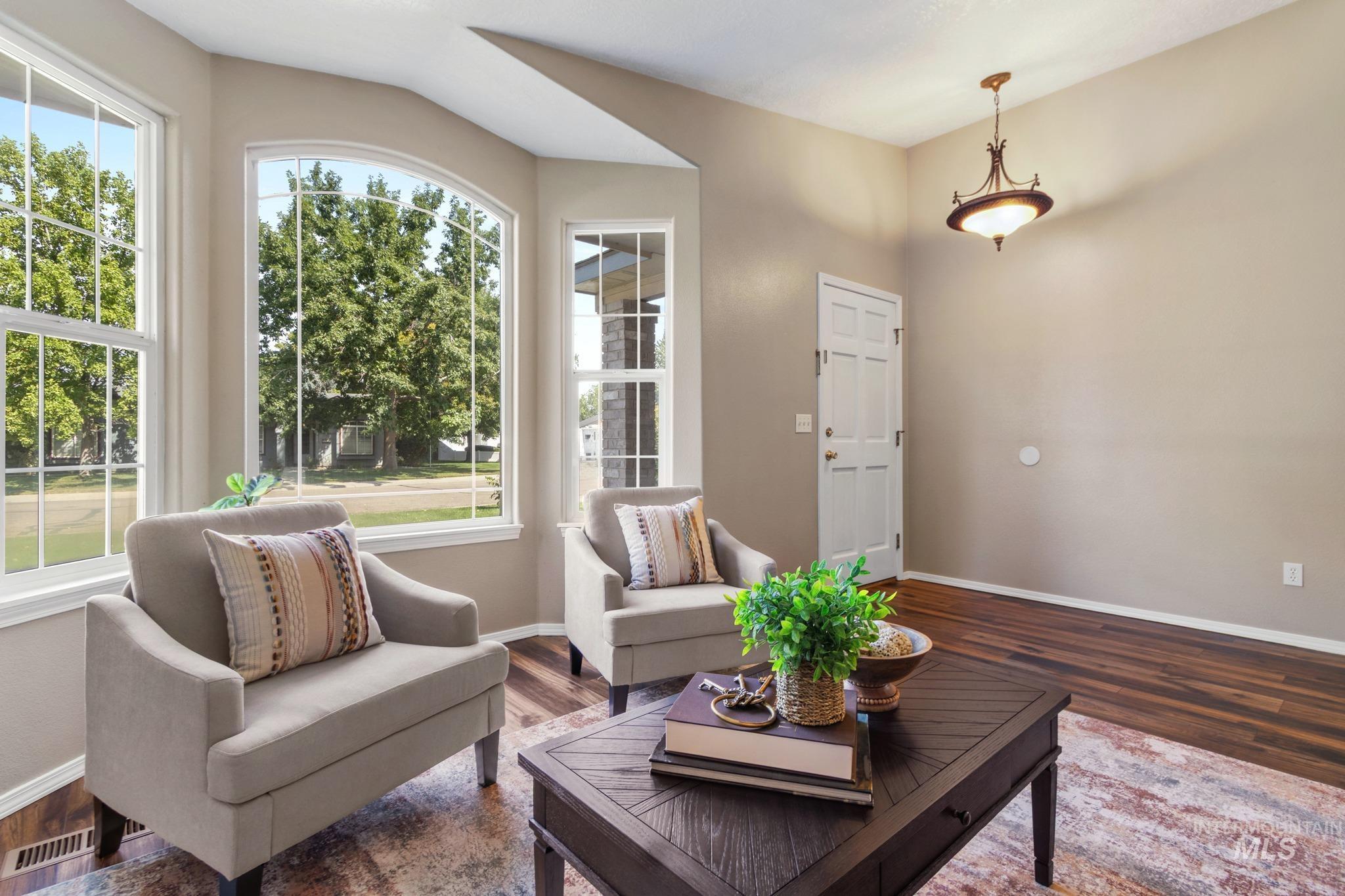 187 W Chrisfield Dr, Meridian, Idaho 83646, 3 Bedrooms, 2 Bathrooms, Residential For Sale, Price $429,900, 98998748