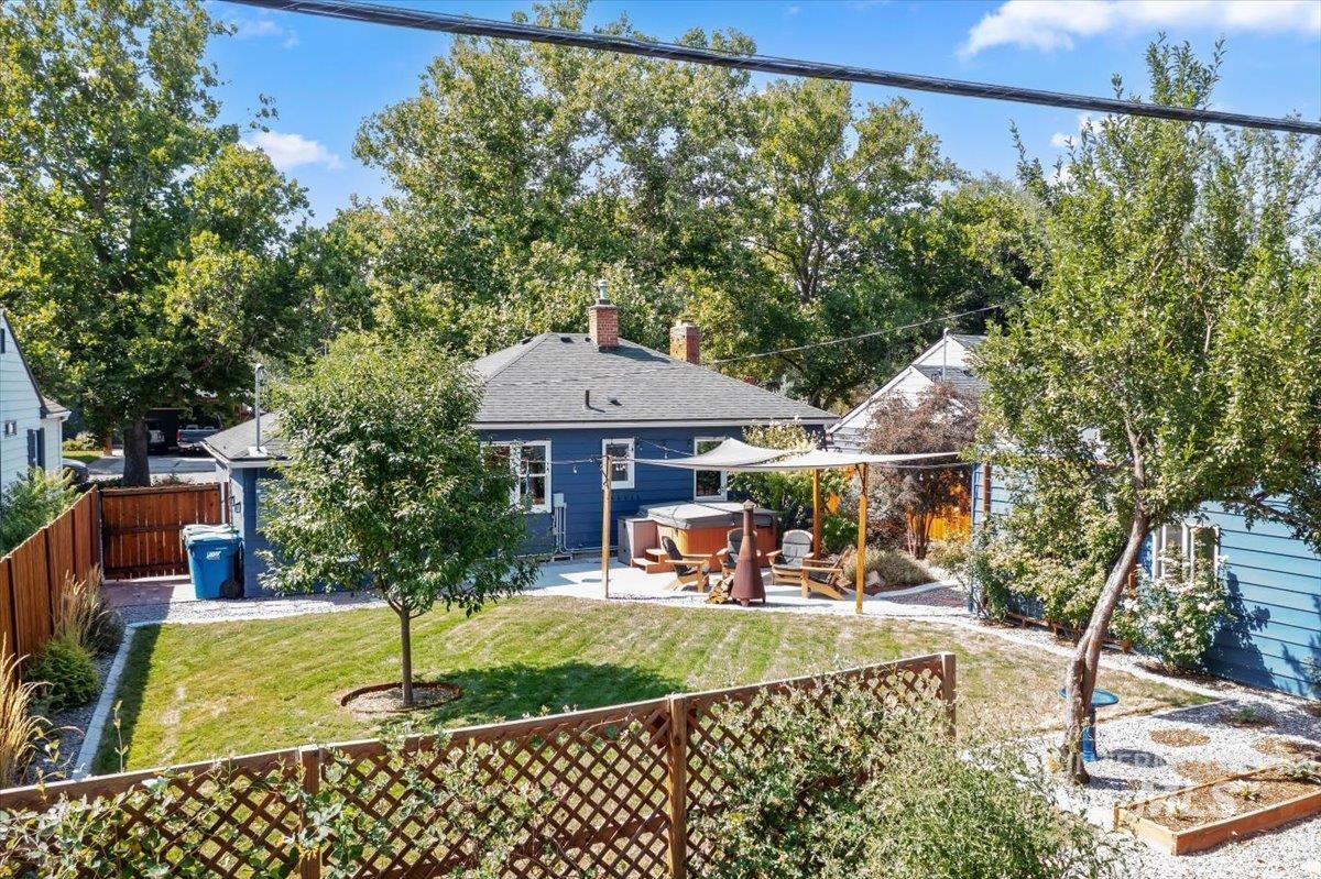 616 Brookdale Dr., Boise, Idaho 83712, 3 Bedrooms, 2 Bathrooms, Residential For Sale, Price $739,900, 98998751
