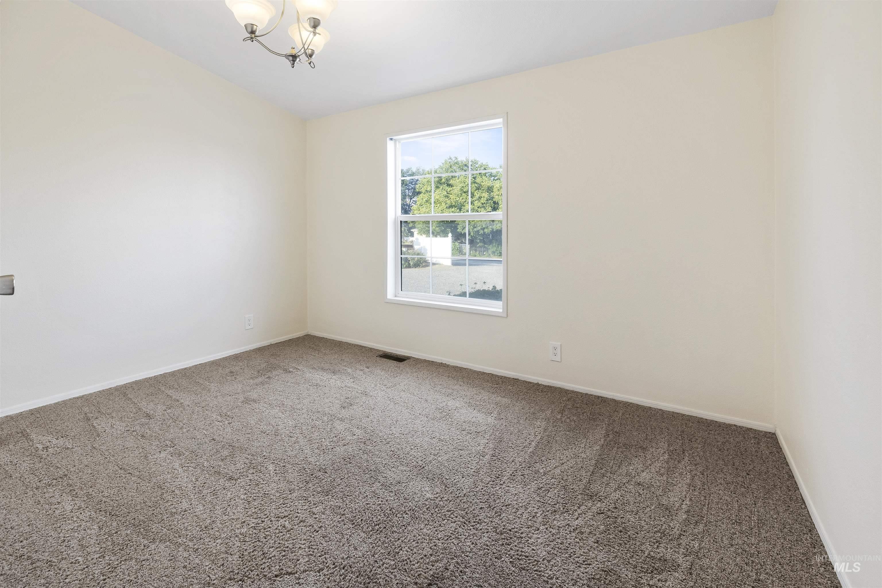 1127 16th ave, Clarkston, Washington 99403, 2 Bedrooms, 2 Bathrooms, Residential For Sale, Price $319,900, 98998752