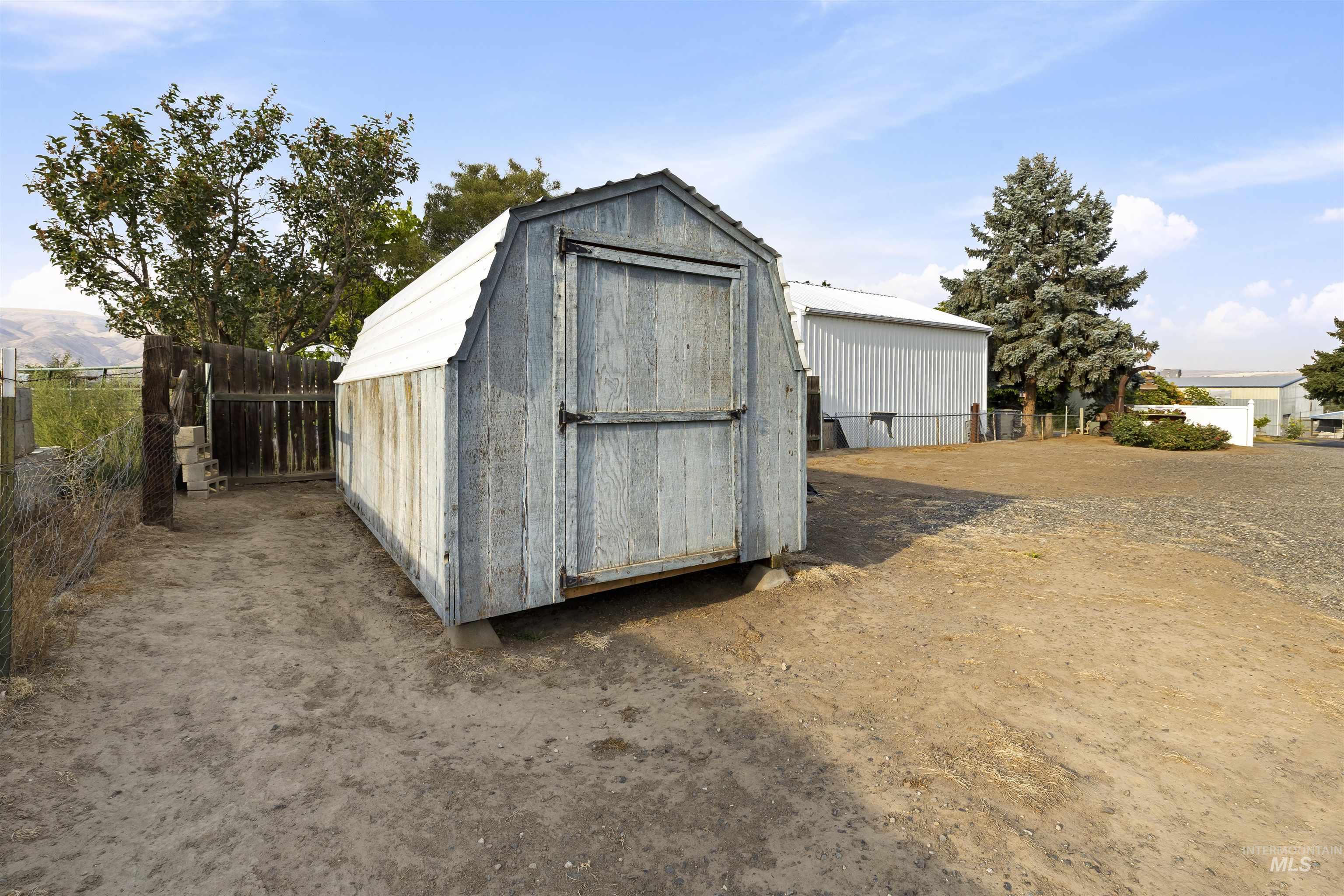 1127 16th ave, Clarkston, Washington 99403, 2 Bedrooms, 2 Bathrooms, Residential For Sale, Price $319,900, 98998752