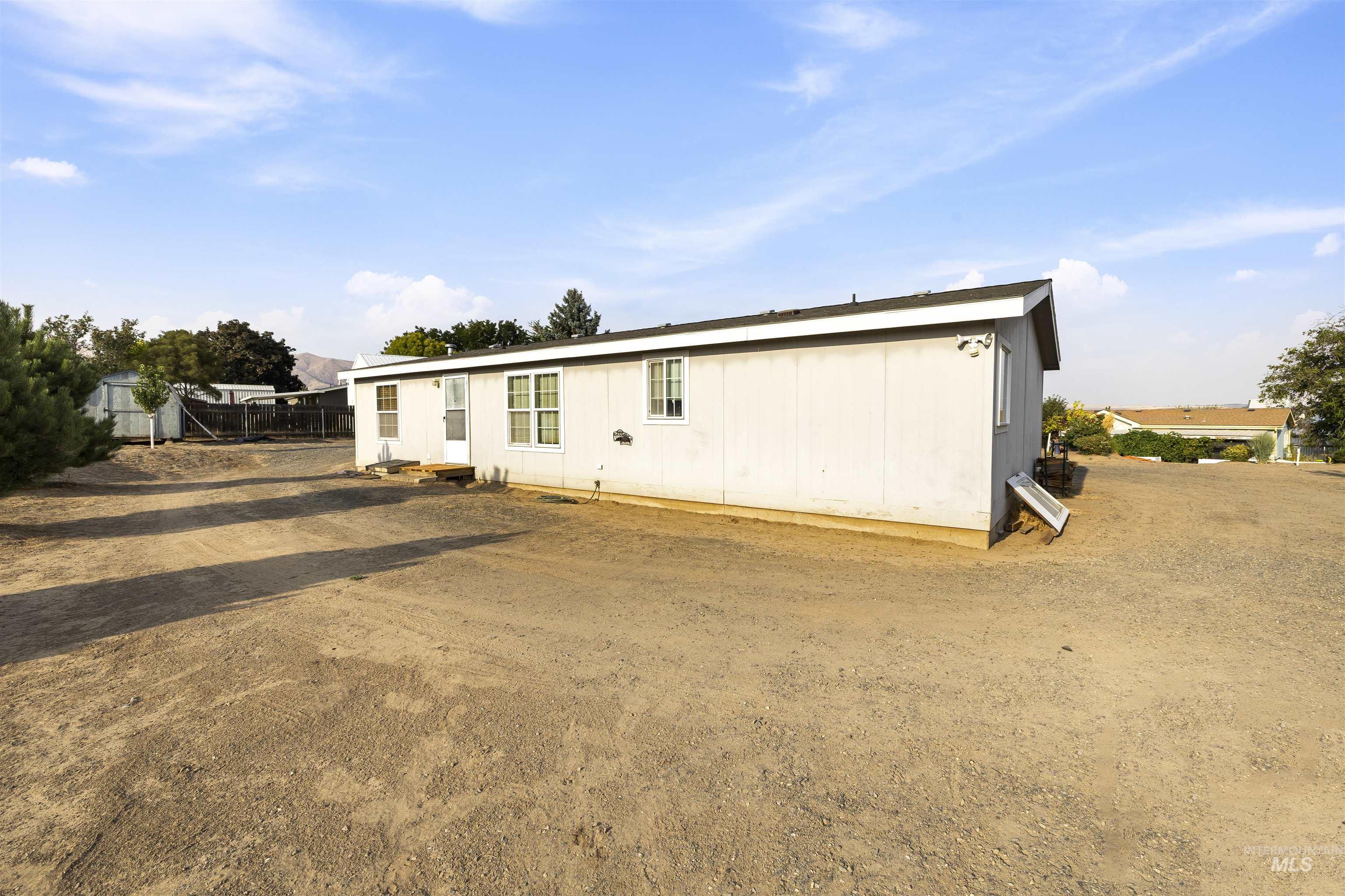 1127 16th ave, Clarkston, Washington 99403, 2 Bedrooms, 2 Bathrooms, Residential For Sale, Price $319,900, 98998752