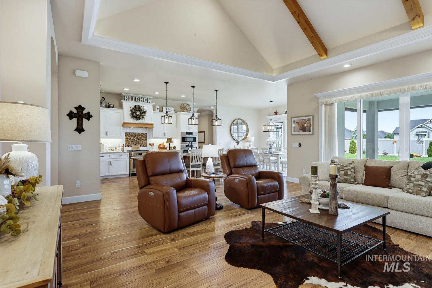 367 Bard, Middleton, Idaho 83644, 3 Bedrooms, 2.5 Bathrooms, Residential For Sale, Price $1,025,000, 98998754