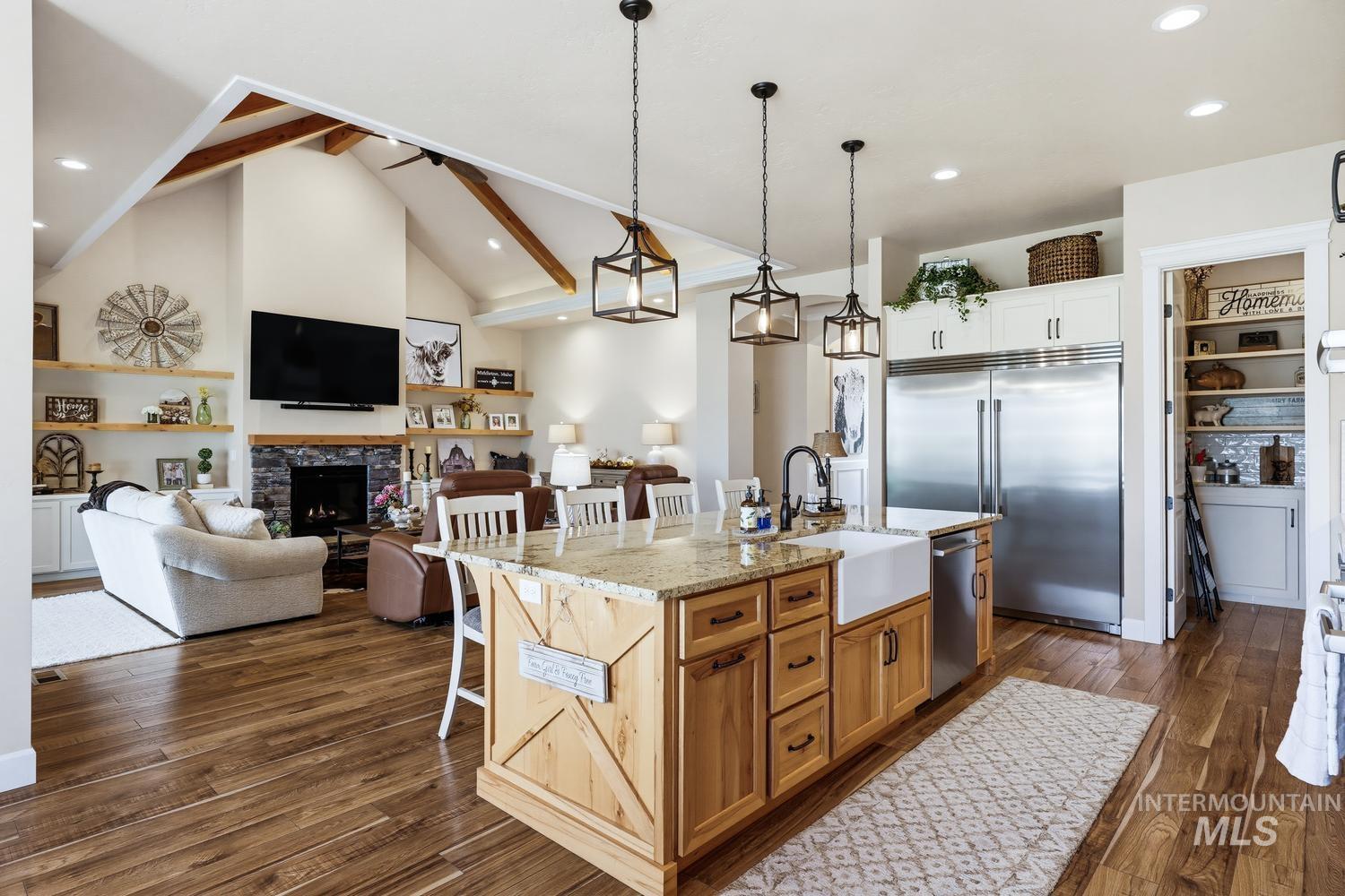 367 Bard, Middleton, Idaho 83644, 3 Bedrooms, 2.5 Bathrooms, Residential For Sale, Price $1,025,000, 98998754