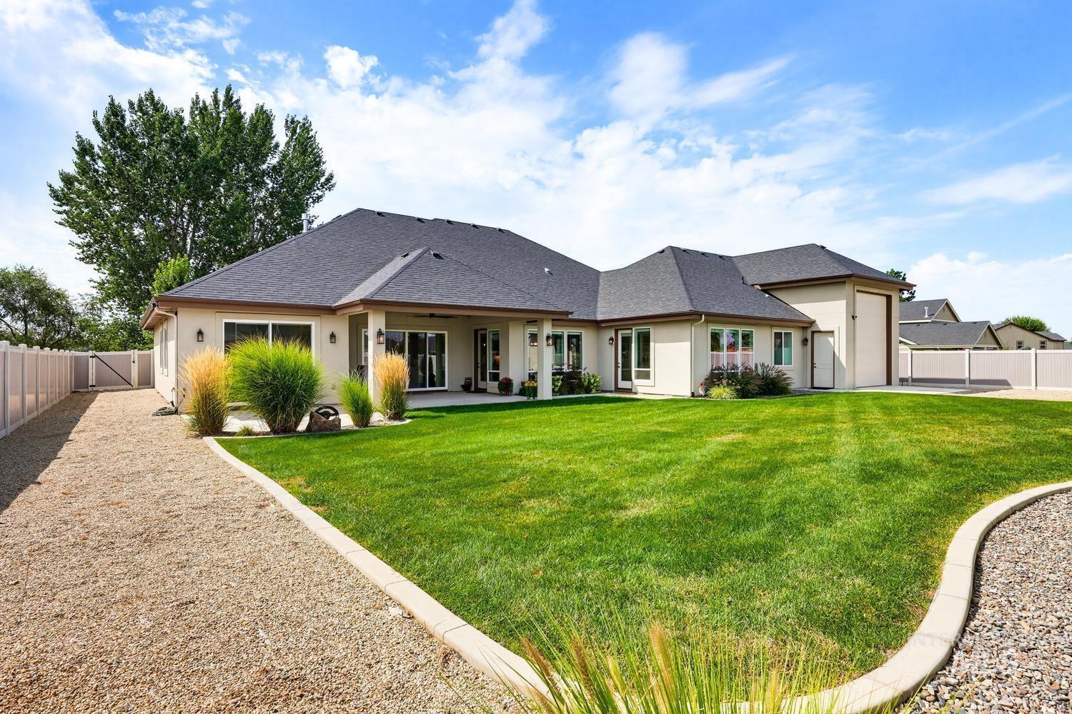 367 Bard, Middleton, Idaho 83644, 3 Bedrooms, 2.5 Bathrooms, Residential For Sale, Price $1,025,000, 98998754
