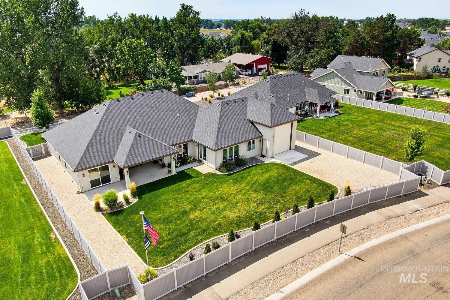 367 Bard, Middleton, Idaho 83644, 3 Bedrooms, 2.5 Bathrooms, Residential For Sale, Price $1,025,000, 98998754