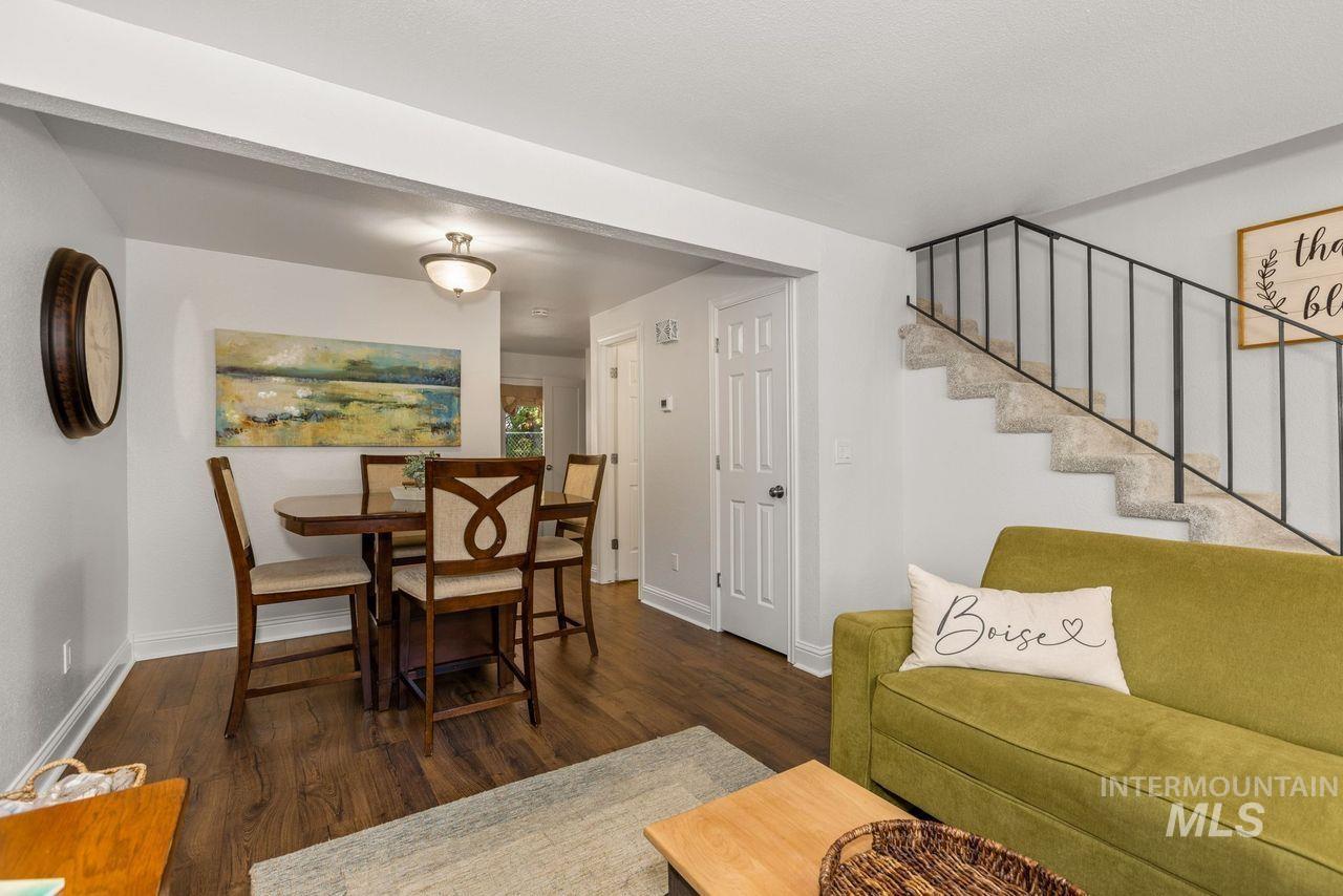 618 E Pennsylvania St, Boise, Idaho 83706, 2 Bedrooms, 1.5 Bathrooms, Residential For Sale, Price $302,000, 98998756