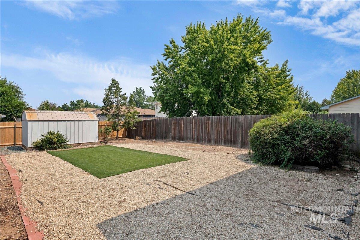10358 W Cory St, Boise, Idaho 83704, 3 Bedrooms, 2 Bathrooms, Residential For Sale, Price $354,900, 98998757