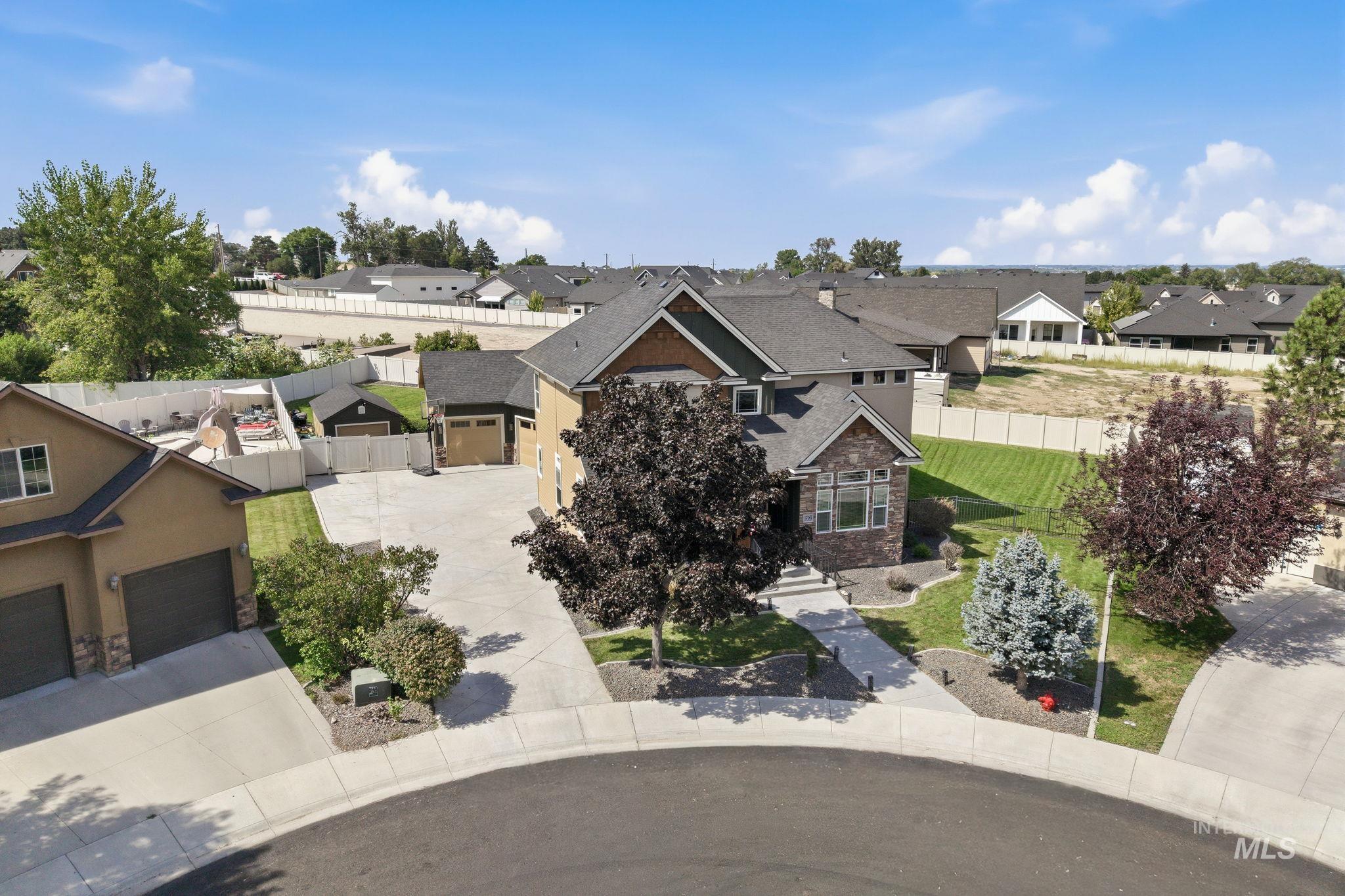 15585 Toscano Pl, Caldwell, Idaho 83607, 4 Bedrooms, 3.5 Bathrooms, Residential For Sale, Price $699,000, 98998758