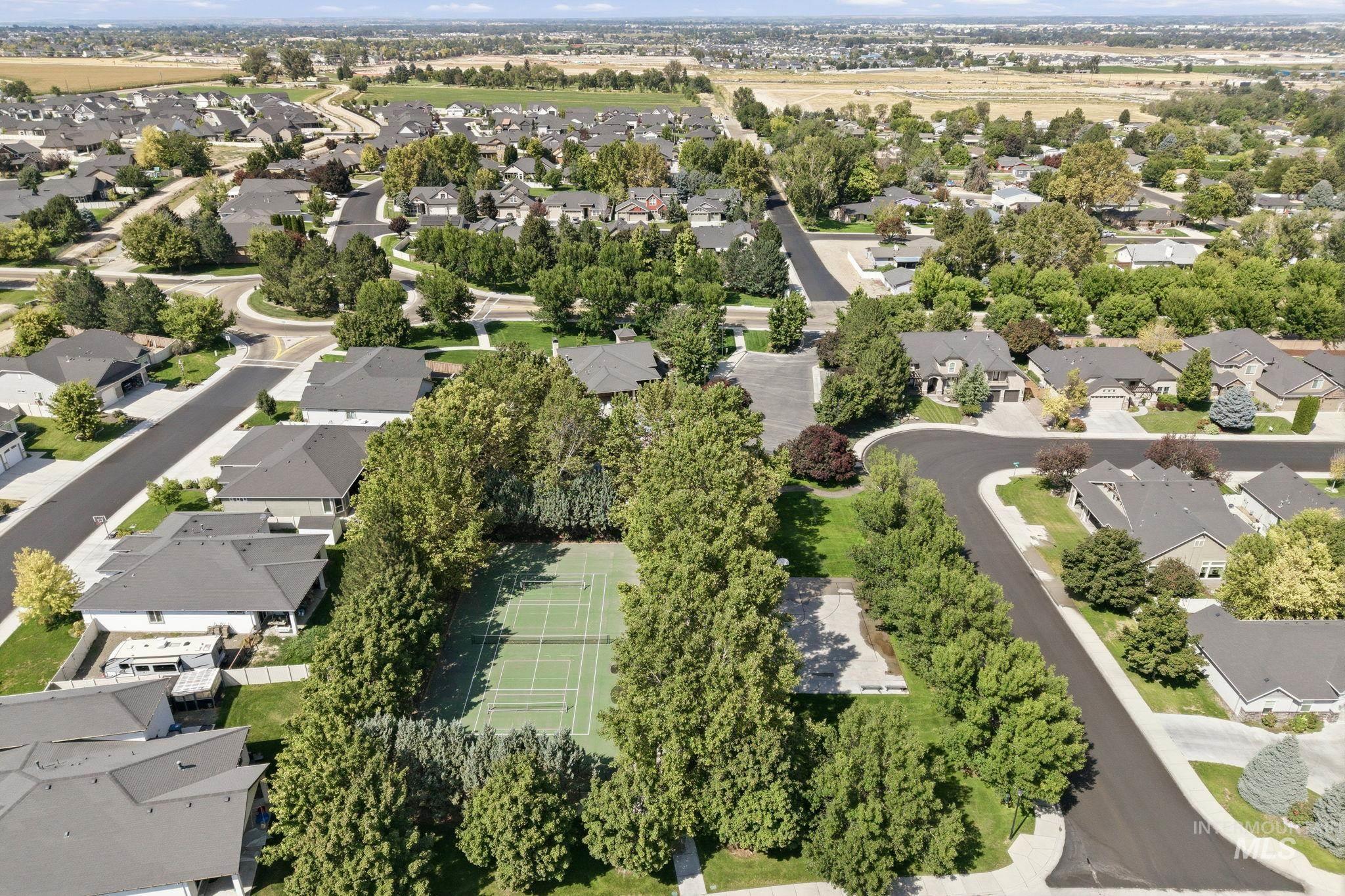 15585 Toscano Pl, Caldwell, Idaho 83607, 4 Bedrooms, 3.5 Bathrooms, Residential For Sale, Price $699,000, 98998758