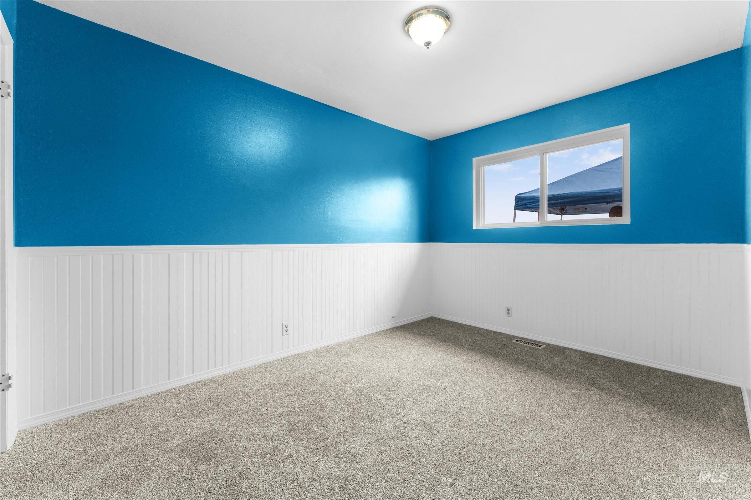 9860 W Fox Ridge Drive, Boise, Idaho 83709, 3 Bedrooms, 1 Bathroom, Residential For Sale, Price $385,000, 98998760