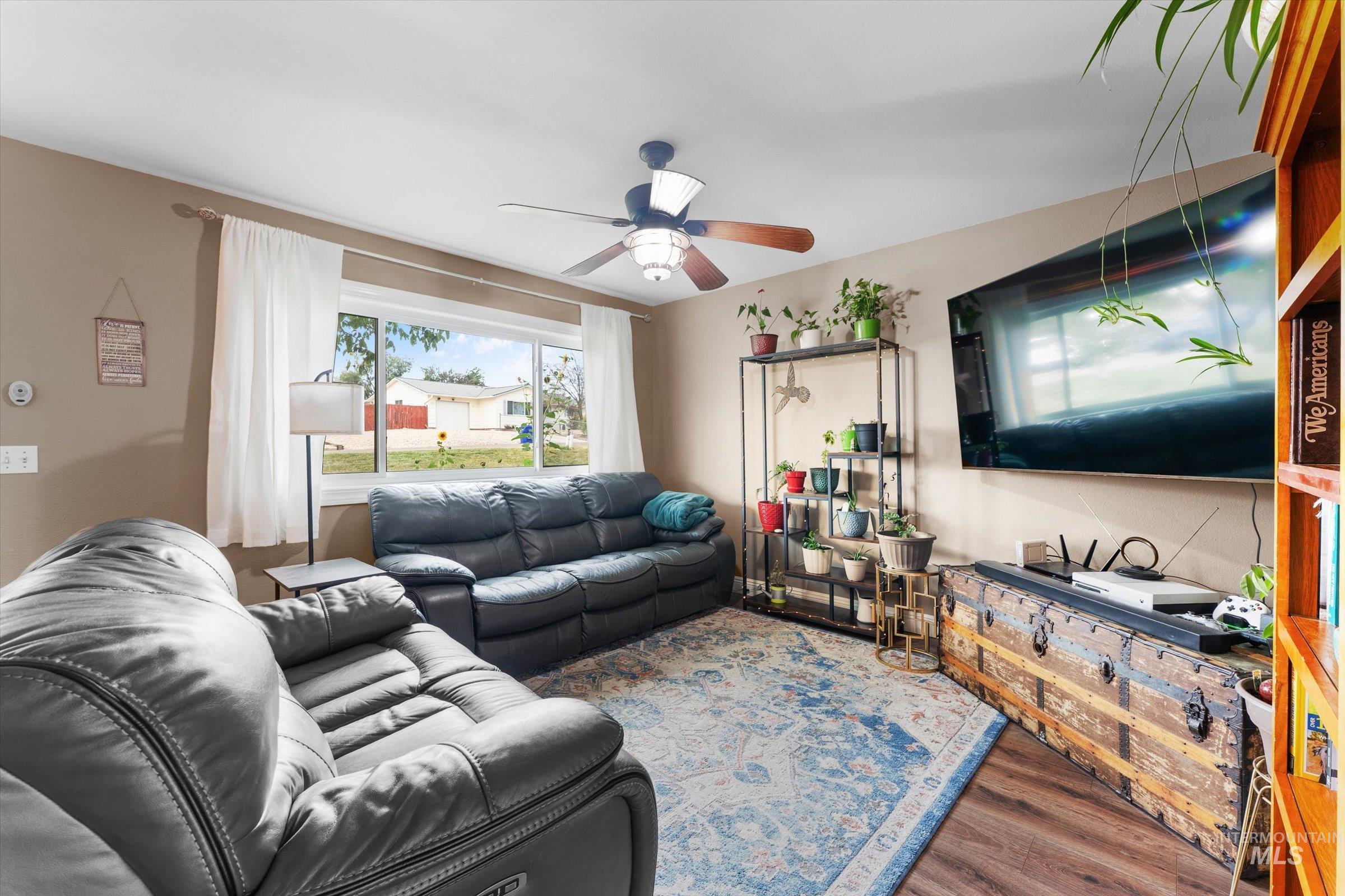 9860 W Fox Ridge Drive, Boise, Idaho 83709, 3 Bedrooms, 1 Bathroom, Residential For Sale, Price $385,000, 98998760