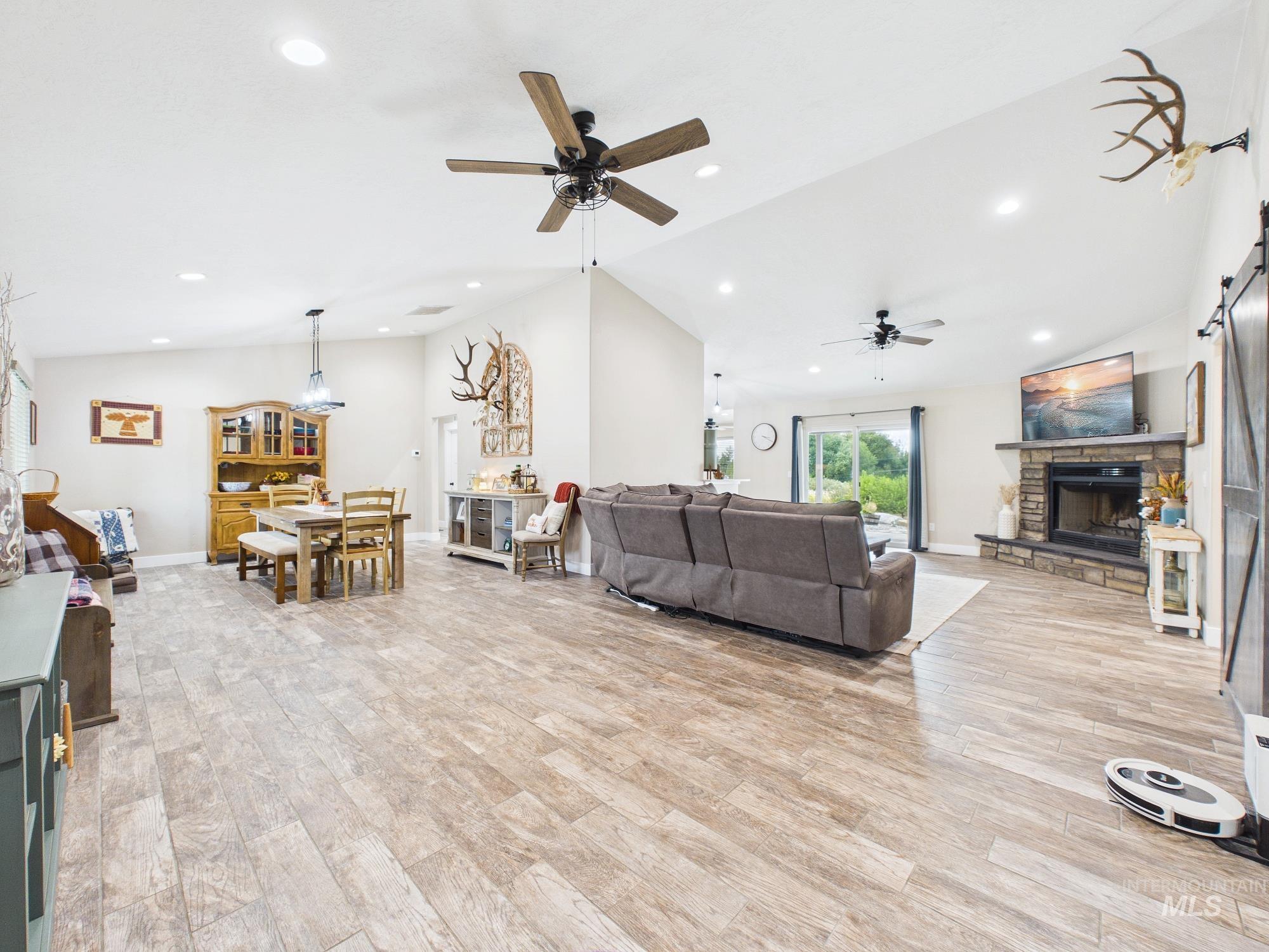 1757 Jewell Ln, Emmett, Idaho 83617, 4 Bedrooms, 3 Bathrooms, Residential For Sale, Price $920,000, 98998761