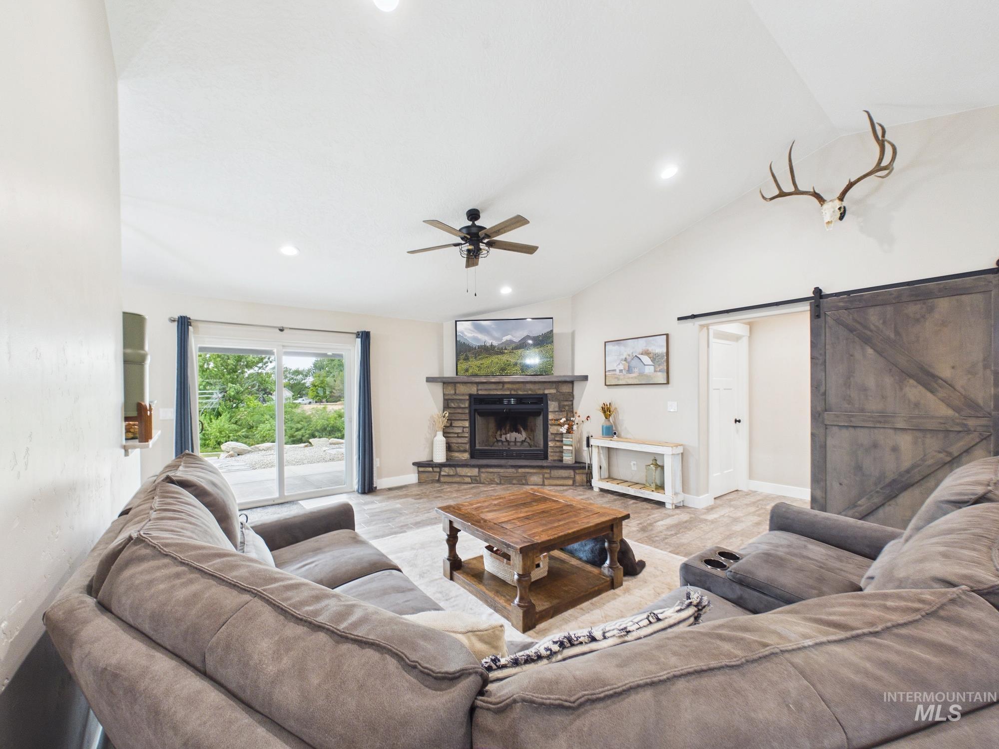 1757 Jewell Ln, Emmett, Idaho 83617, 4 Bedrooms, 3 Bathrooms, Residential For Sale, Price $920,000, 98998761