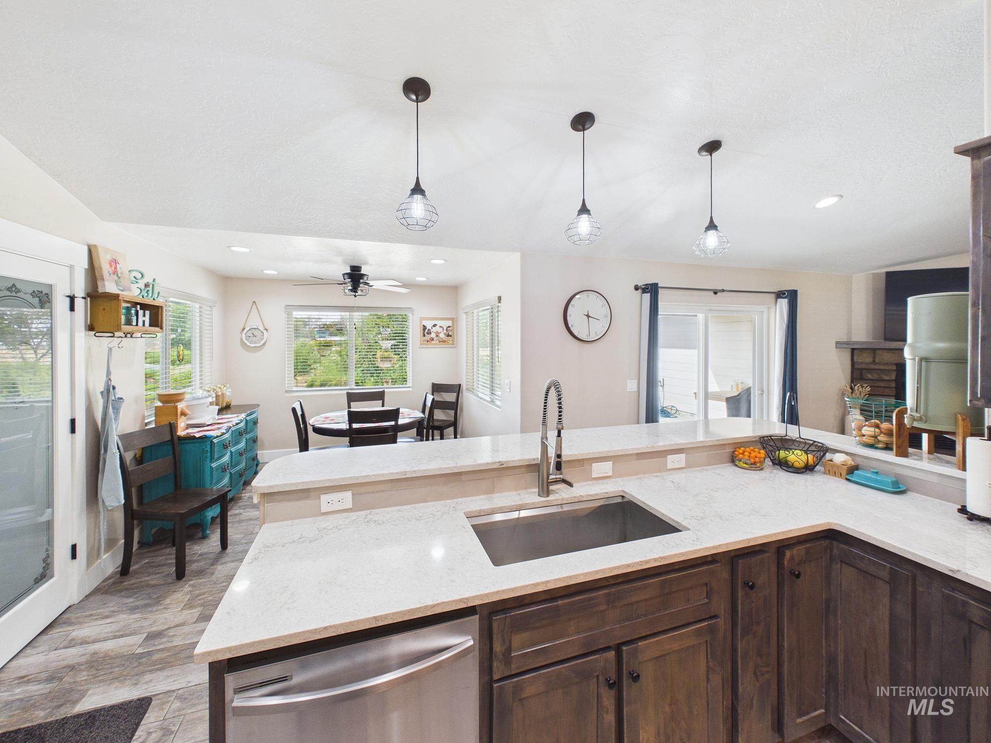 1757 Jewell Ln, Emmett, Idaho 83617, 4 Bedrooms, 3 Bathrooms, Residential For Sale, Price $920,000, 98998761