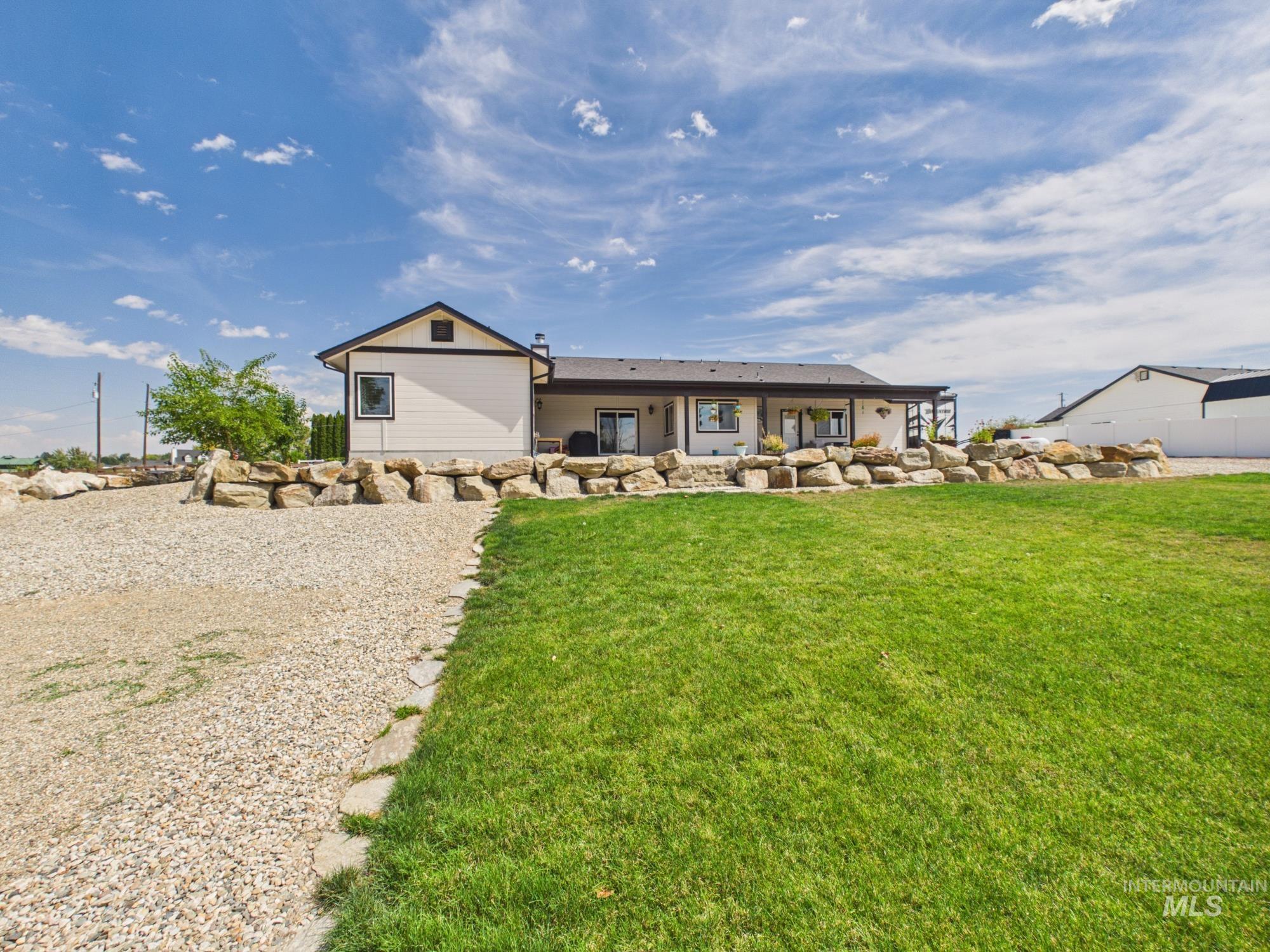 1757 Jewell Ln, Emmett, Idaho 83617, 4 Bedrooms, 3 Bathrooms, Residential For Sale, Price $920,000, 98998761