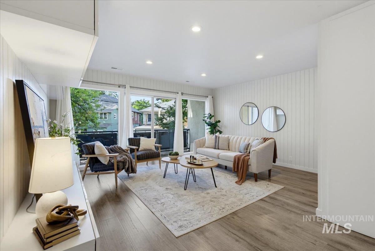 925 N 9th, Boise, Idaho 83702, 1 Bedroom, 1 Bathroom, Residential For Sale, Price $359,990, 98998763