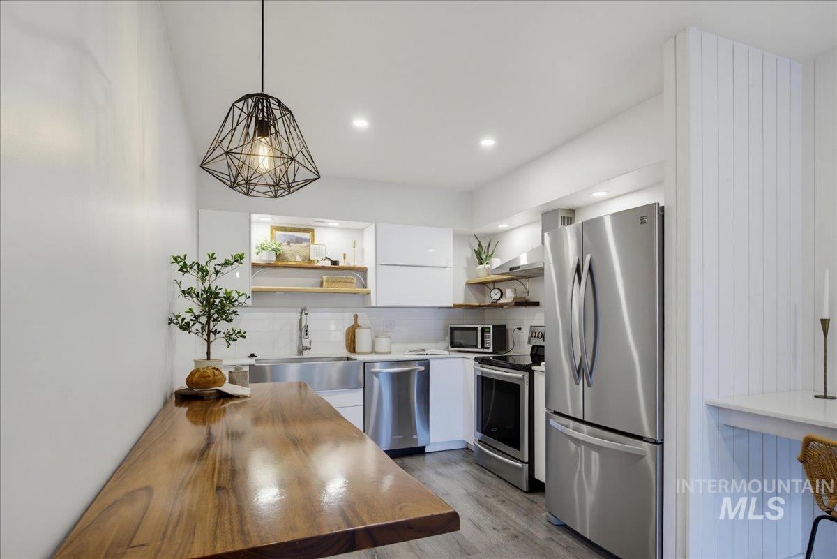 925 N 9th, Boise, Idaho 83702, 1 Bedroom, 1 Bathroom, Residential For Sale, Price $359,990, 98998763