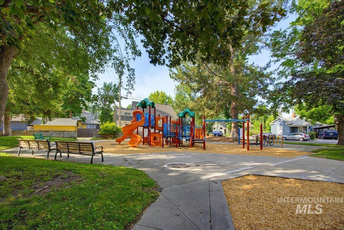 925 N 9th, Boise, Idaho 83702, 1 Bedroom, 1 Bathroom, Residential For Sale, Price $359,990, 98998763