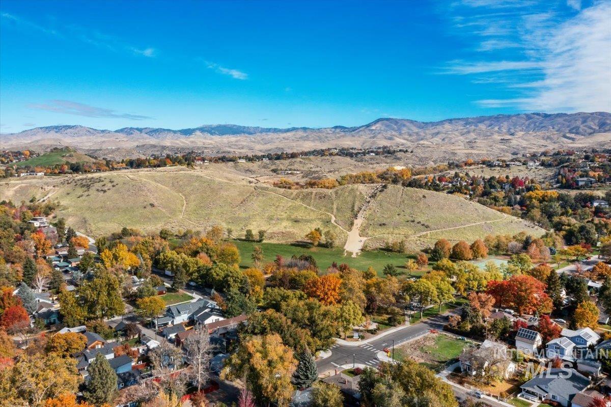 925 N 9th, Boise, Idaho 83702, 1 Bedroom, 1 Bathroom, Residential For Sale, Price $359,990, 98998763