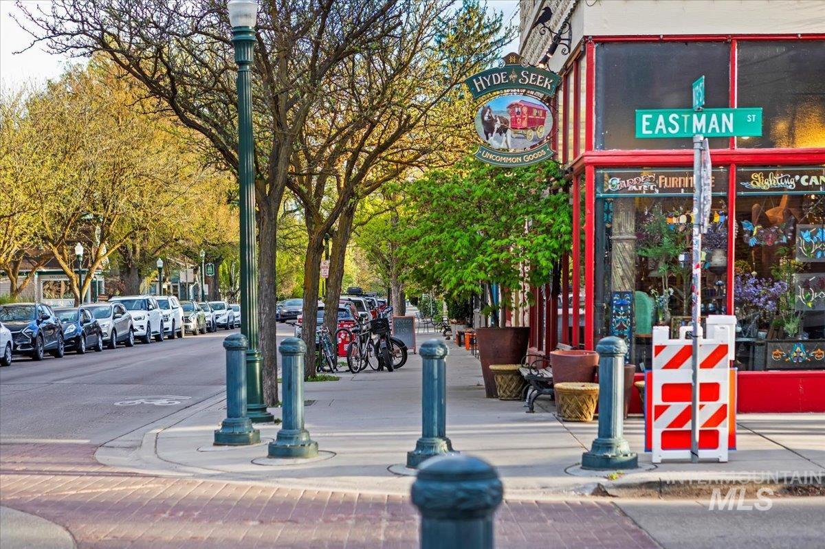 925 N 9th, Boise, Idaho 83702, 1 Bedroom, 1 Bathroom, Residential For Sale, Price $359,990, 98998763