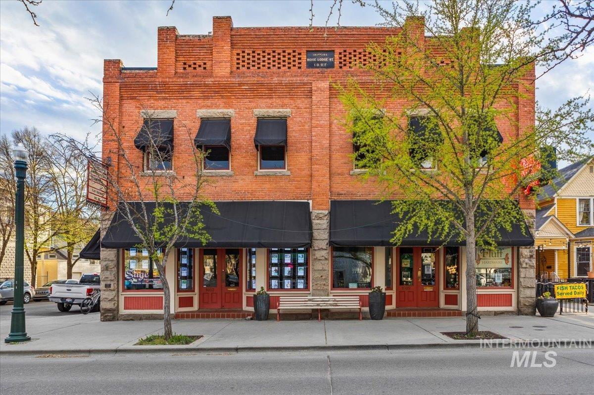 925 N 9th, Boise, Idaho 83702, 1 Bedroom, 1 Bathroom, Residential For Sale, Price $359,990, 98998763