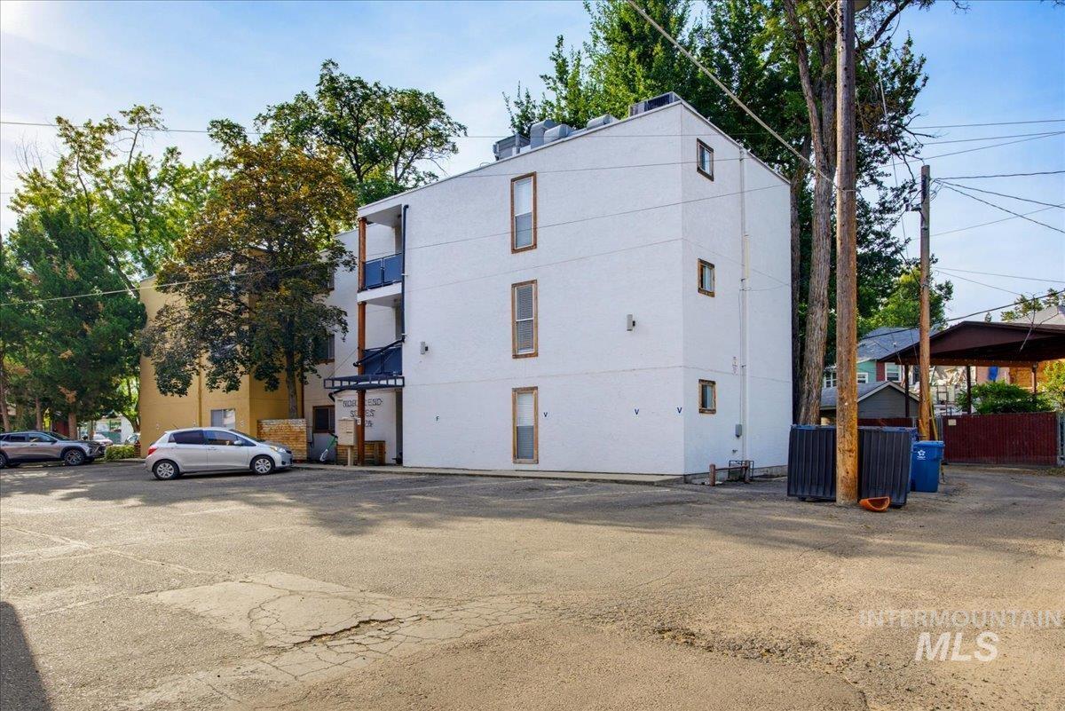 925 N 9th, Boise, Idaho 83702, 1 Bedroom, 1 Bathroom, Residential For Sale, Price $359,990, 98998763