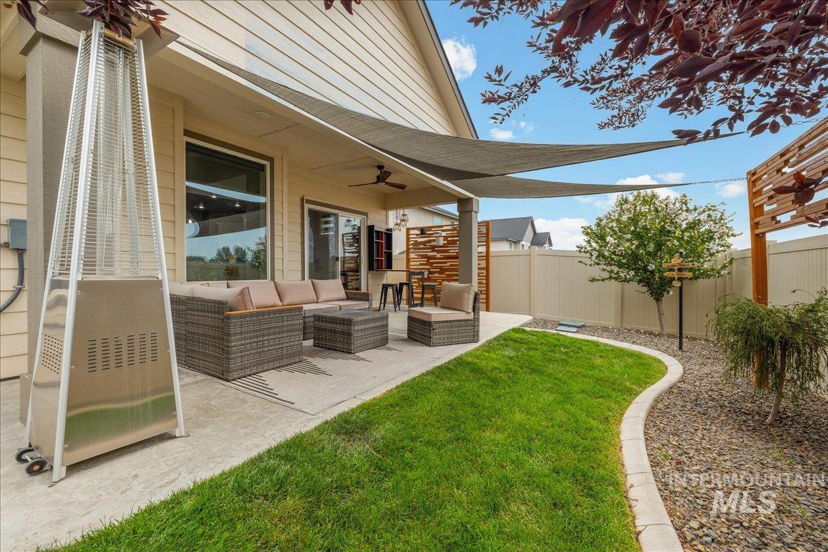 819 E Crest Ridge, Meridian, Idaho 83642, 4 Bedrooms, 2 Bathrooms, Residential For Sale, Price $690,000, 98998766