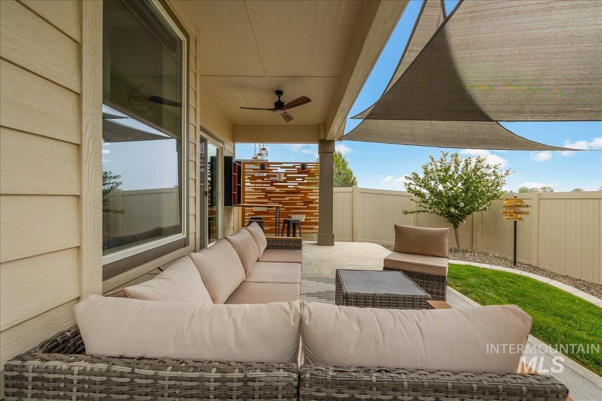 819 E Crest Ridge, Meridian, Idaho 83642, 4 Bedrooms, 2 Bathrooms, Residential For Sale, Price $690,000, 98998766