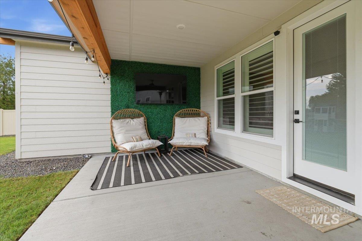 306 S Quincannon Ln, Star, Idaho 83669, 3 Bedrooms, 2.5 Bathrooms, Residential For Sale, Price $799,000, 98998767