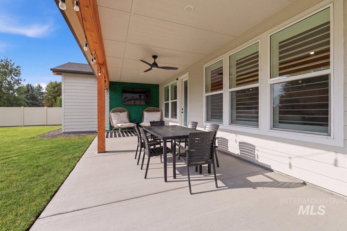 306 S Quincannon Ln, Star, Idaho 83669, 3 Bedrooms, 2.5 Bathrooms, Residential For Sale, Price $799,000, 98998767