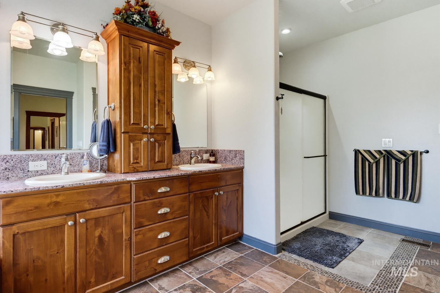 18341 Bellomy Lane, Wilder, Idaho 83676, 3 Bedrooms, 2.5 Bathrooms, Residential For Sale, Price $765,000, 98998768