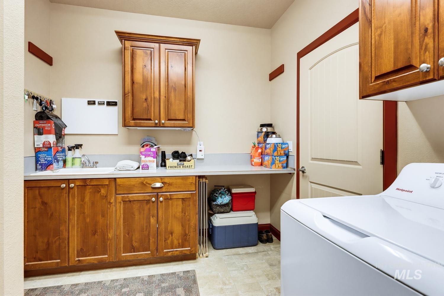 18341 Bellomy Lane, Wilder, Idaho 83676, 3 Bedrooms, 2.5 Bathrooms, Residential For Sale, Price $765,000, 98998768