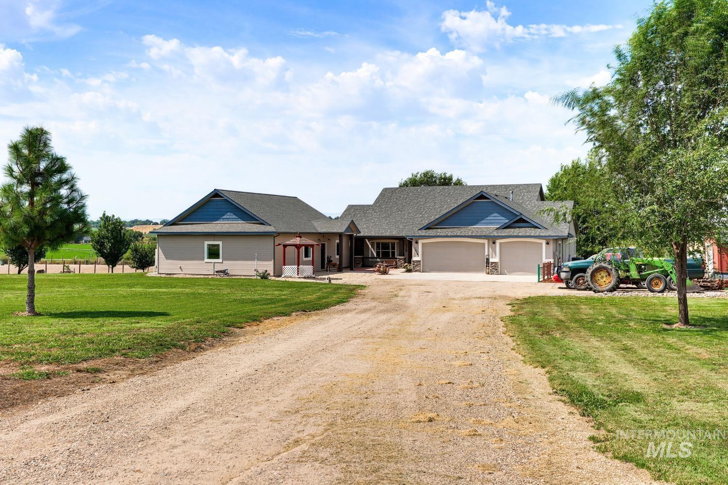 18341 Bellomy Lane, Wilder, Idaho 83676, 3 Bedrooms, 2.5 Bathrooms, Residential For Sale, Price $765,000, 98998768