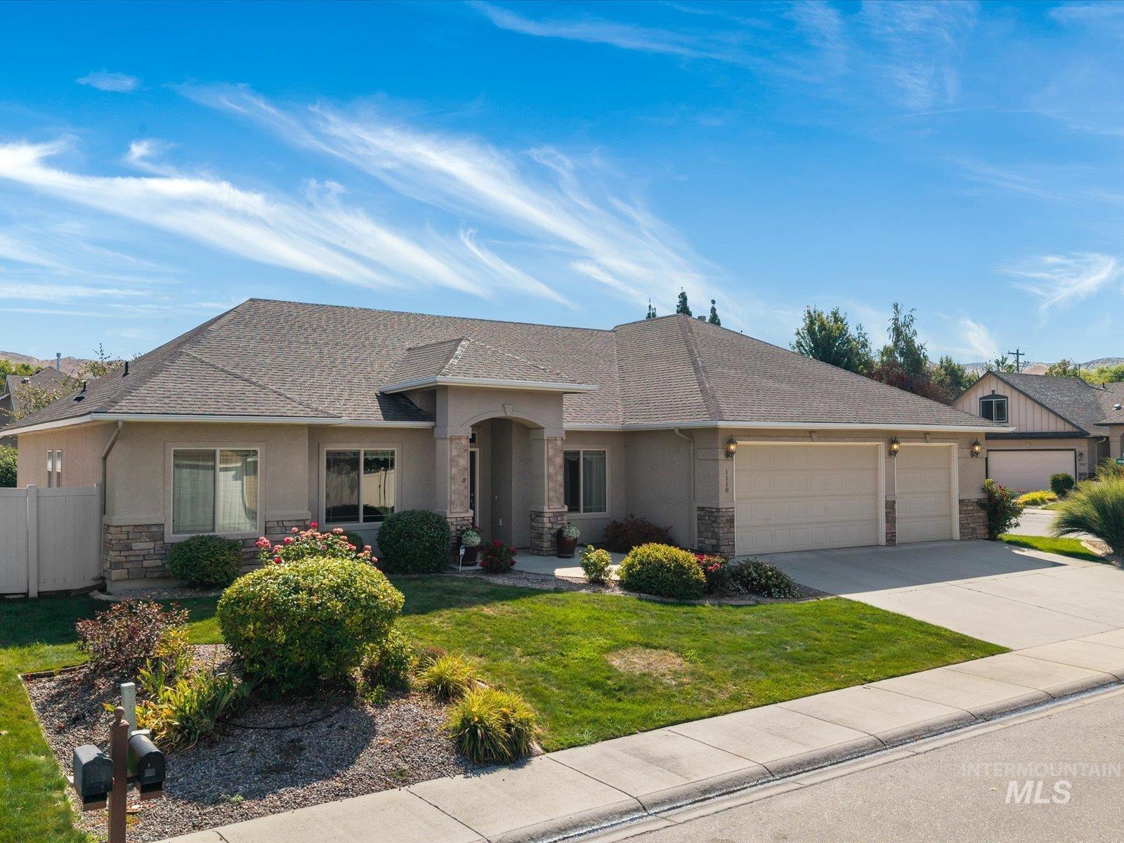 1118 Regency Way, Emmett, Idaho 83617, 4 Bedrooms, 2.5 Bathrooms, Residential For Sale, Price $525,000,MLS 98998769
