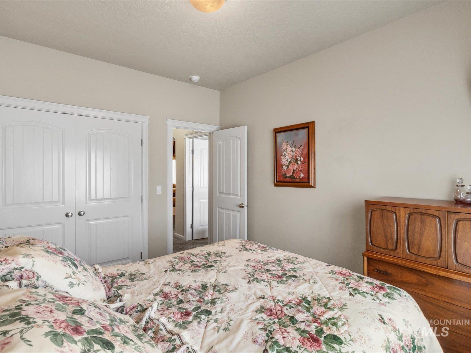 1118 Regency Way, Emmett, Idaho 83617, 4 Bedrooms, 2.5 Bathrooms, Residential For Sale, Price $525,000,MLS 98998769