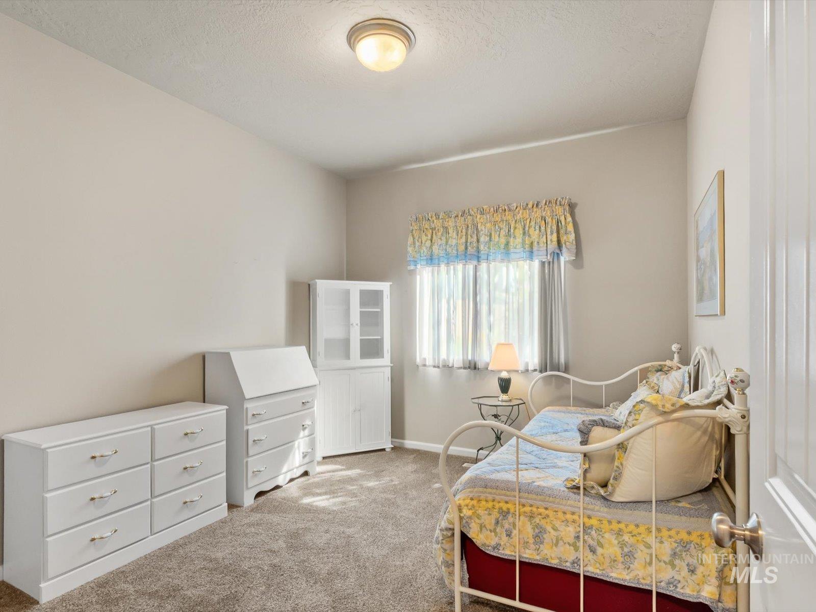 1118 Regency Way, Emmett, Idaho 83617, 4 Bedrooms, 2.5 Bathrooms, Residential For Sale, Price $525,000,MLS 98998769
