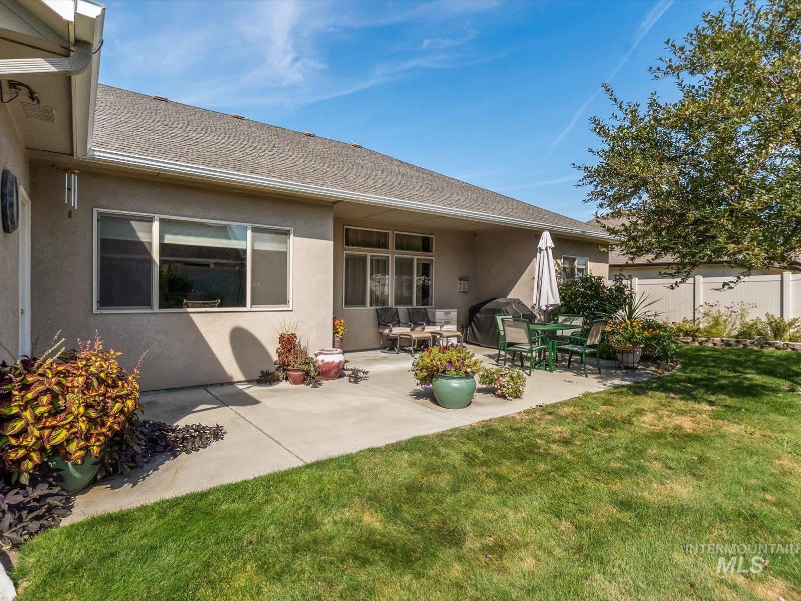 1118 Regency Way, Emmett, Idaho 83617, 4 Bedrooms, 2.5 Bathrooms, Residential For Sale, Price $525,000,MLS 98998769