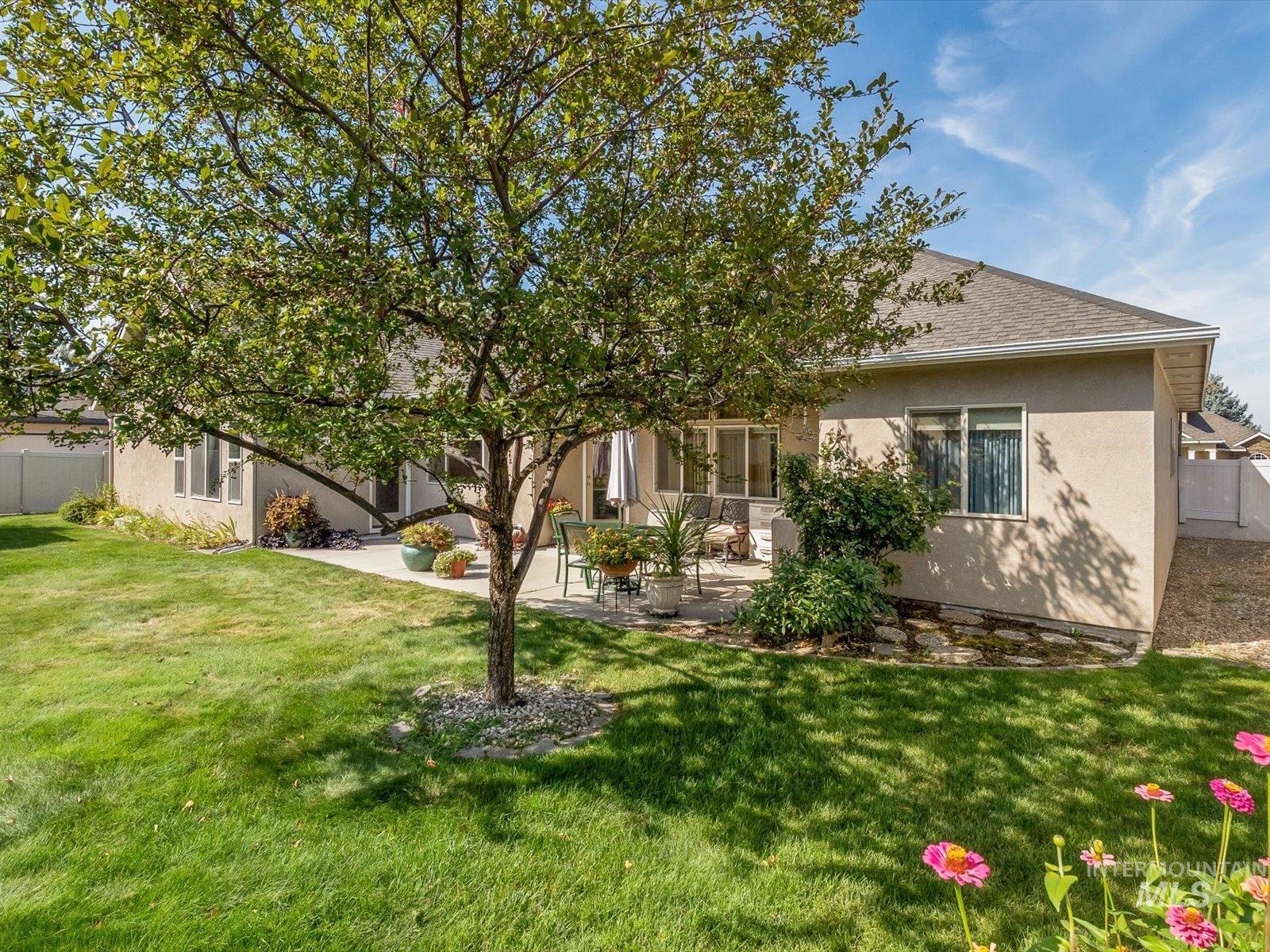 1118 Regency Way, Emmett, Idaho 83617, 4 Bedrooms, 2.5 Bathrooms, Residential For Sale, Price $525,000,MLS 98998769