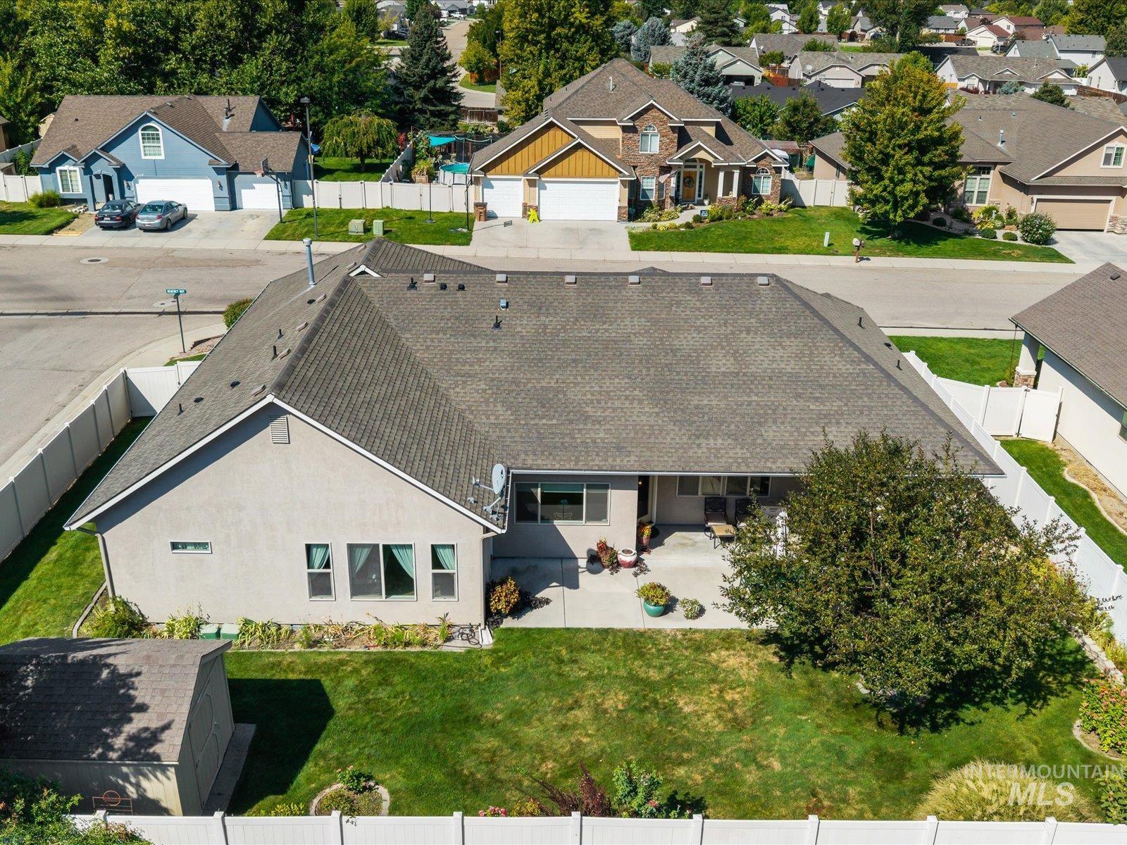1118 Regency Way, Emmett, Idaho 83617, 4 Bedrooms, 2.5 Bathrooms, Residential For Sale, Price $525,000,MLS 98998769