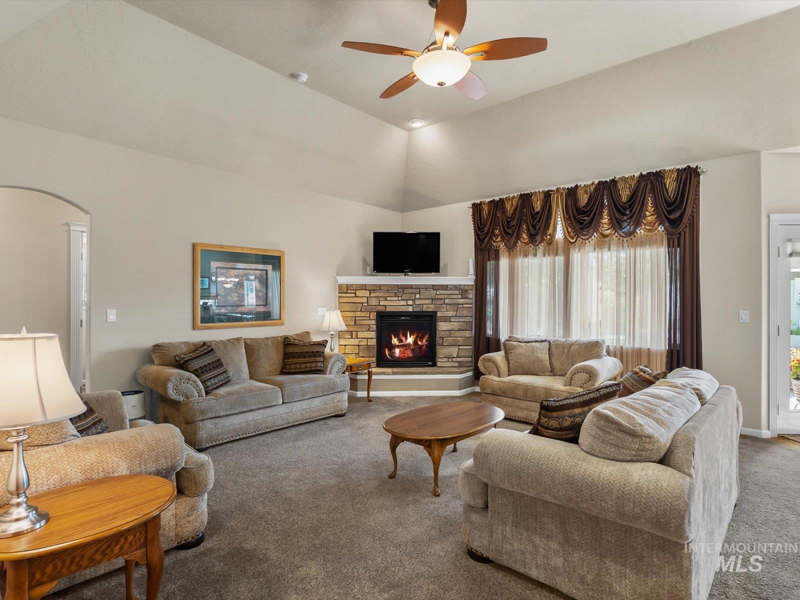 1118 Regency Way, Emmett, Idaho 83617, 4 Bedrooms, 2.5 Bathrooms, Residential For Sale, Price $525,000,MLS 98998769