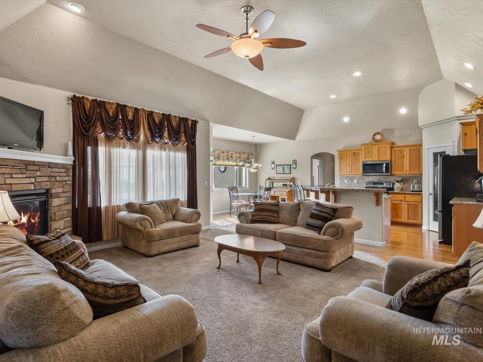 1118 Regency Way, Emmett, Idaho 83617, 4 Bedrooms, 2.5 Bathrooms, Residential For Sale, Price $525,000,MLS 98998769