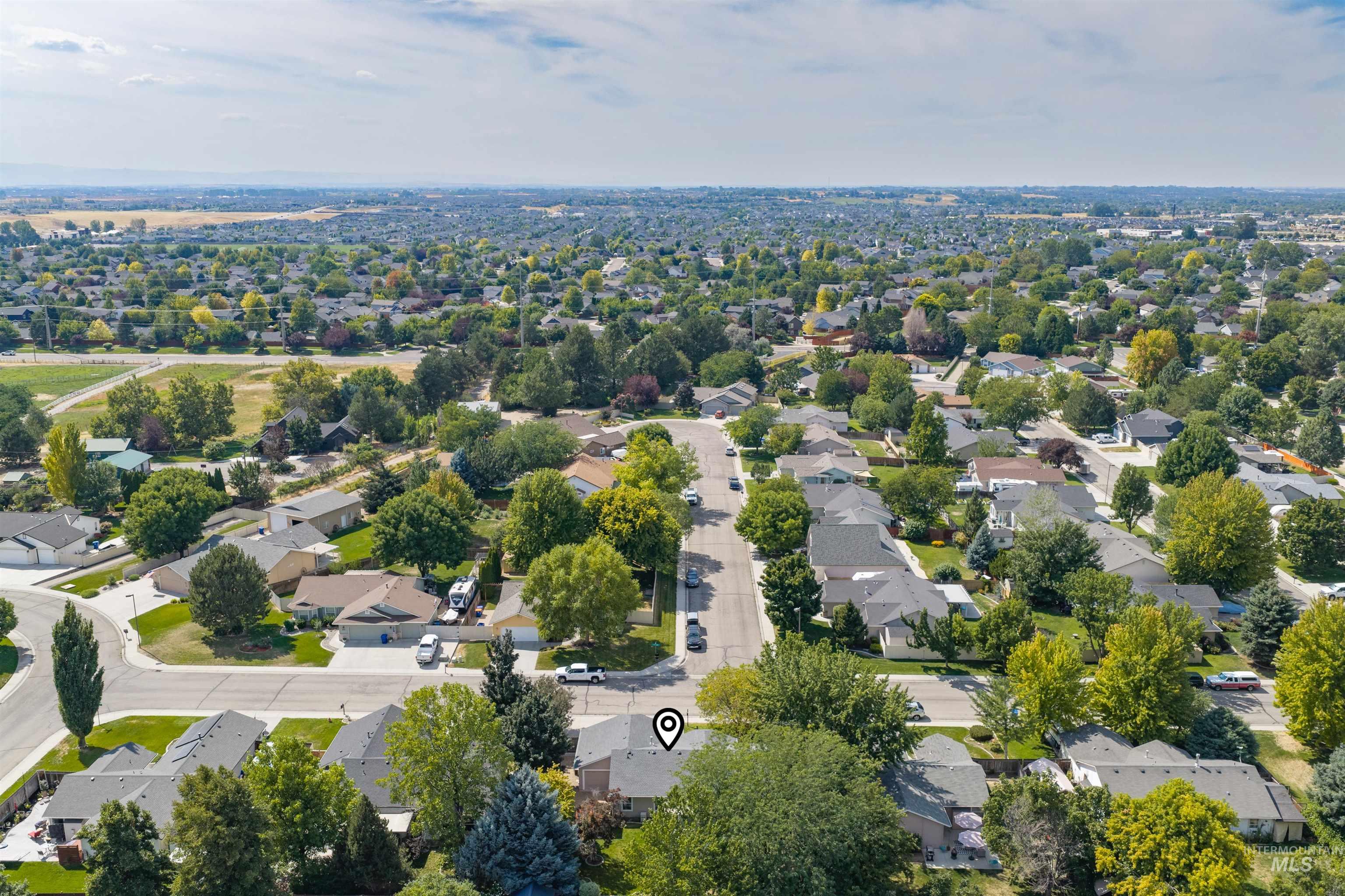 5522 S Santa Cruz, Boise, Idaho 83709, 3 Bedrooms, 2 Bathrooms, Residential For Sale, Price $450,000, 98998770