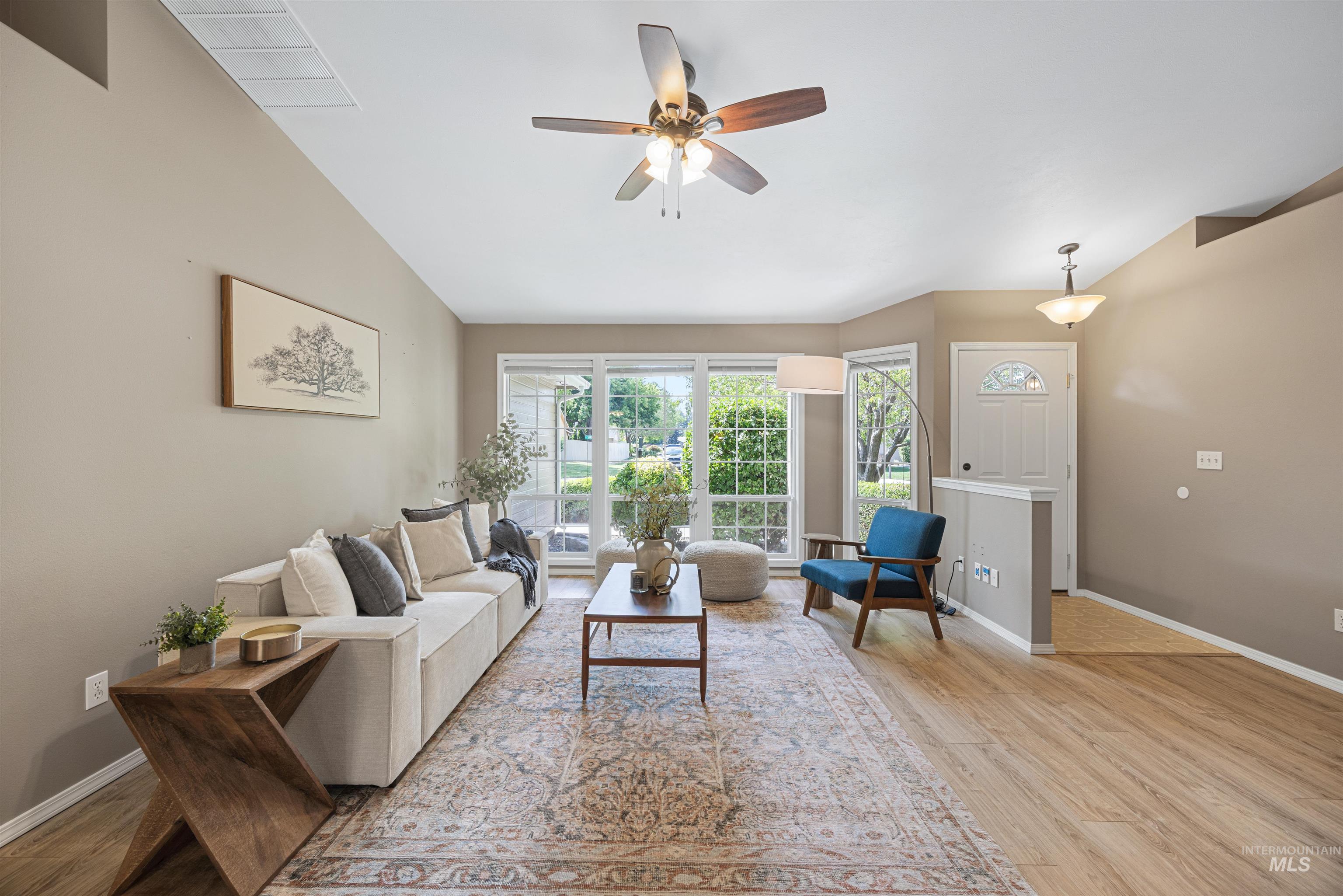 5522 S Santa Cruz, Boise, Idaho 83709, 3 Bedrooms, 2 Bathrooms, Residential For Sale, Price $450,000, 98998770