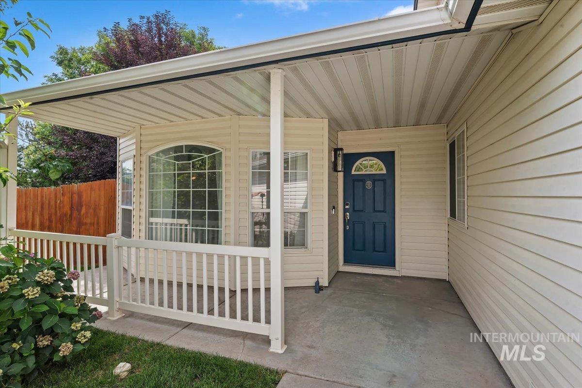 1747 N Four Point Pl, Kuna, Idaho 83634, 4 Bedrooms, 2 Bathrooms, Residential For Sale, Price $399,999, 98998773