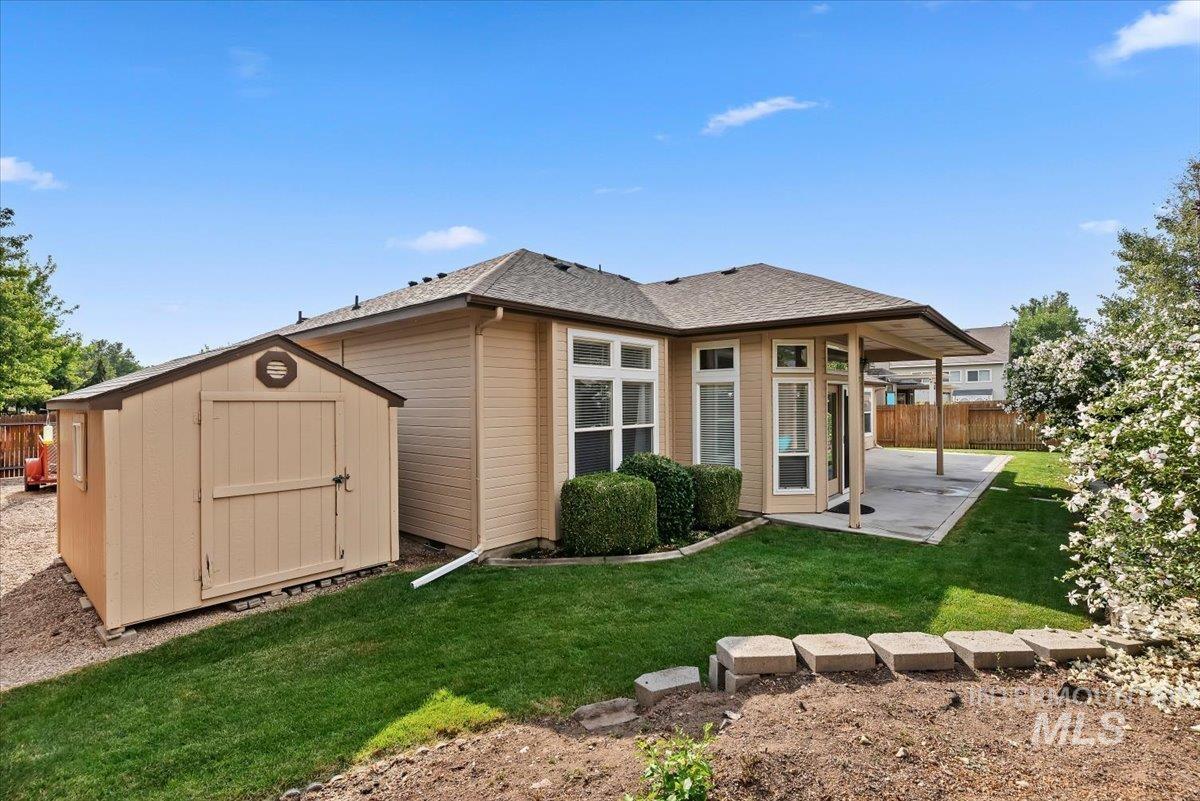 2065 S Trapper Cove Ave, Boise, Idaho 83709, 3 Bedrooms, 2 Bathrooms, Residential For Sale, Price $549,999, 98998774